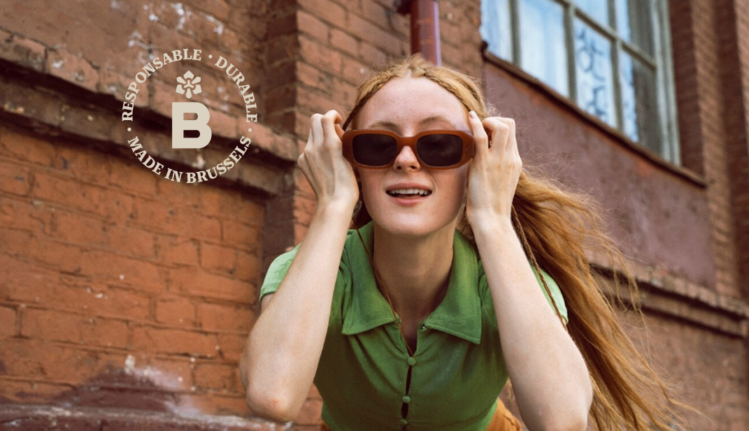 FOND-Fille-LUNETTES-2